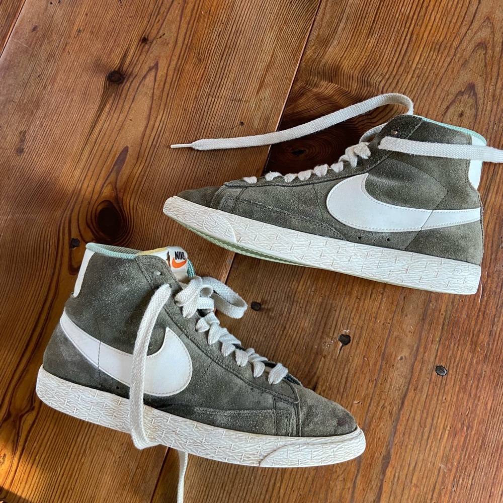 Womens Nike Blazers - sz 7.5